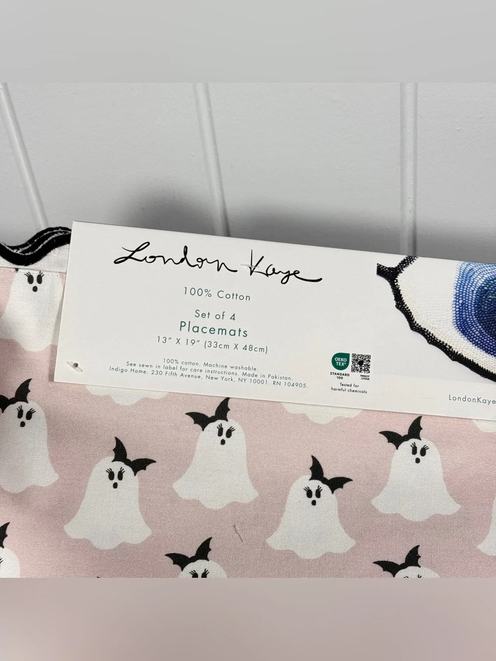 NEW London Kaye Pretty Ghost Halloween Placemats